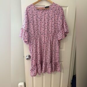 Pretty Little Thing plus size 2XL pink ruffle mini dress floral short sleeve